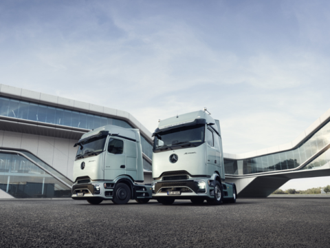 Mercedes-Benz Actros, Markenlogo