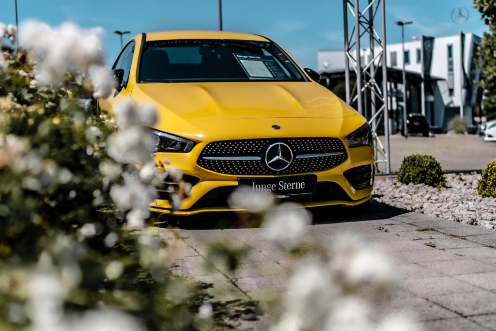 Junge Sterne, zertifizierte Mercedes-Benz Gebrauchtwagen – Header