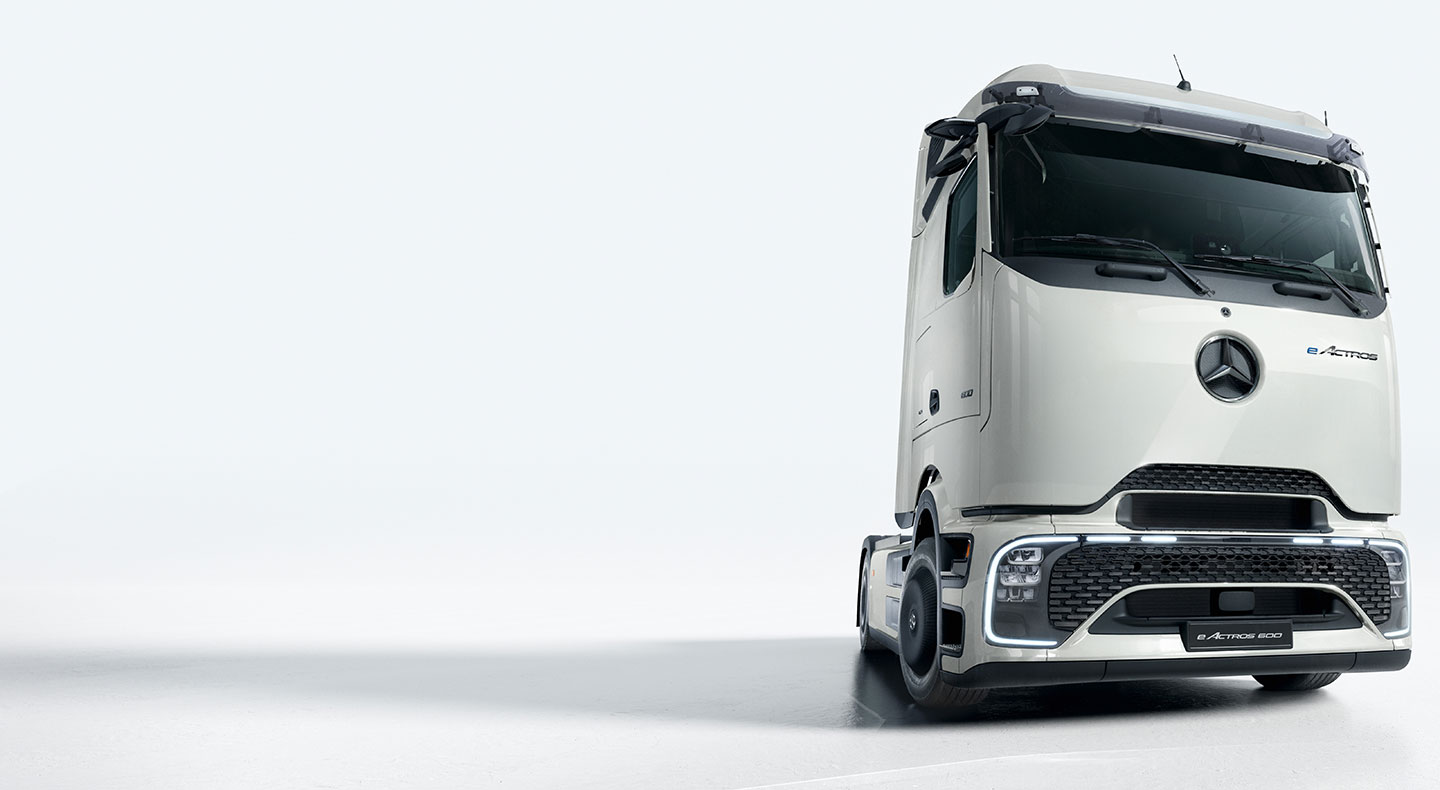 Der neue vollelektrische Mercedes-Benz eActros 600 im Fernverkehr
